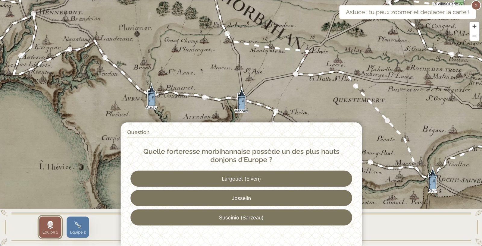 Jeu Portraits de châteaux : une carte historique du Morbihan avec les pions des équipes et une question sur les châteaux
